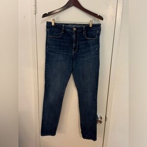 American Eagle High-Rise Jegging
